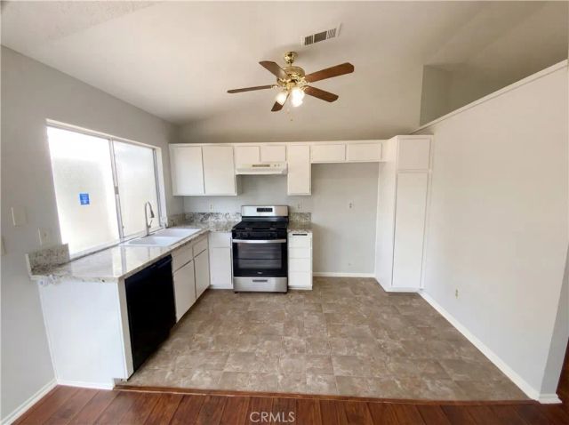 1462 Apple Creek Drive, Perris, CA 92571