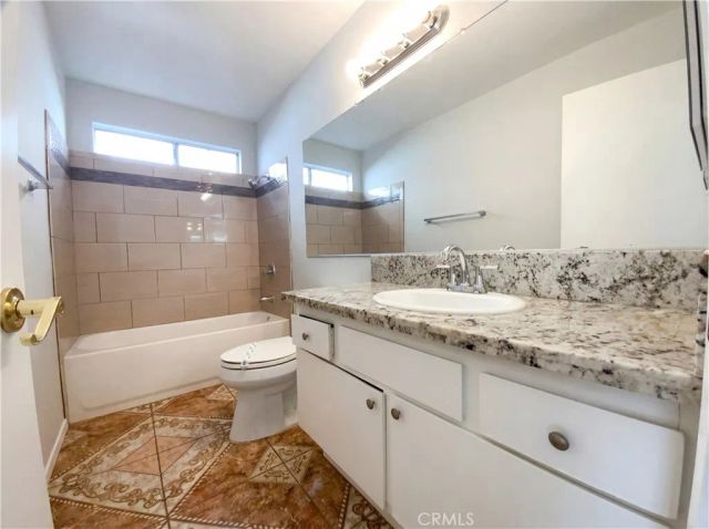 1462 Apple Creek Drive, Perris, CA 92571