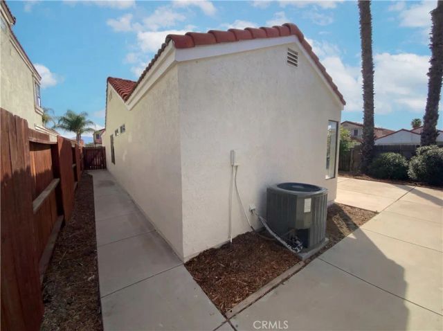 1462 Apple Creek Drive, Perris, CA 92571