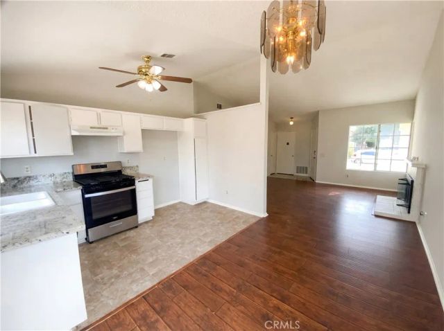 1462 Apple Creek Drive, Perris, CA 92571