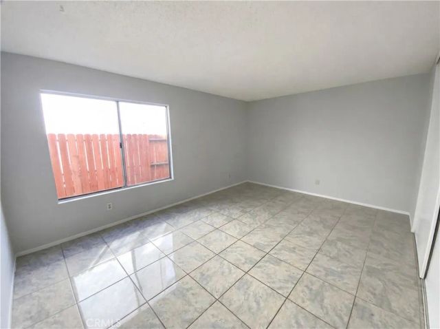 1462 Apple Creek Drive, Perris, CA 92571