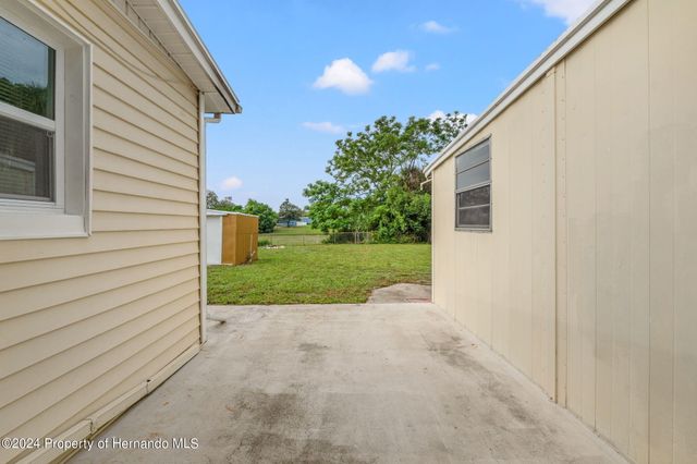6314 Holiday Drive, Spring Hill, FL 34606
