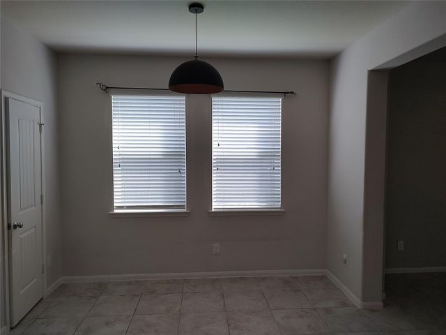 4002 Longwood Drive, Mont Belvieu, TX 77523