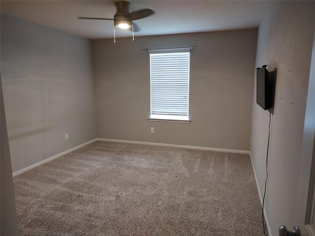 4002 Longwood Drive, Mont Belvieu, TX 77523