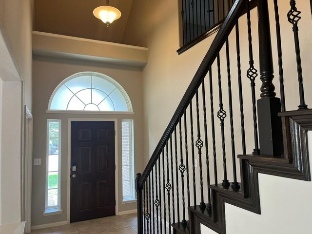 4002 Longwood Drive, Mont Belvieu, TX 77523