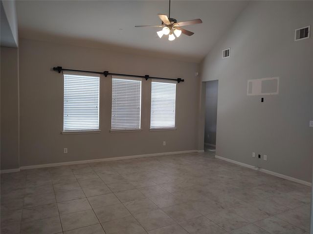 4002 Longwood Drive, Mont Belvieu, TX 77523