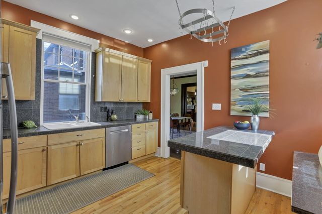 1041 Franklin Avenue, Columbus, OH 43205