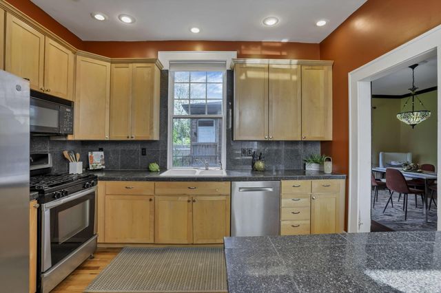 1041 Franklin Avenue, Columbus, OH 43205