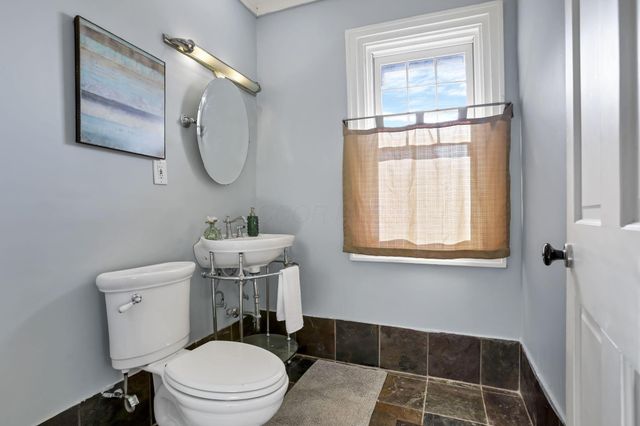 1041 Franklin Avenue, Columbus, OH 43205