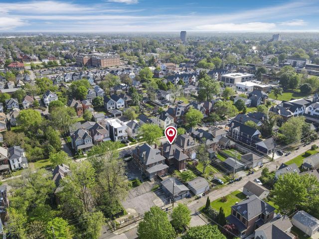 1041 Franklin Avenue, Columbus, OH 43205