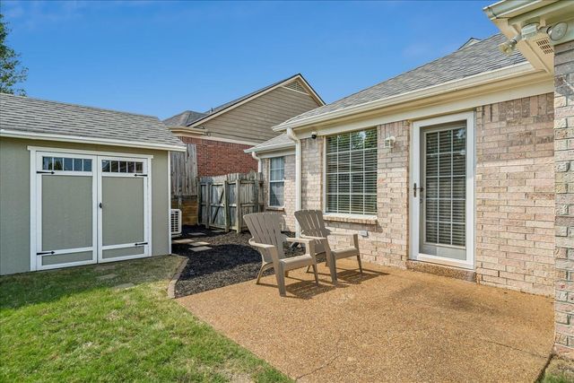 1148 BREEZY VALLEY DR, Cordova, TN 38018