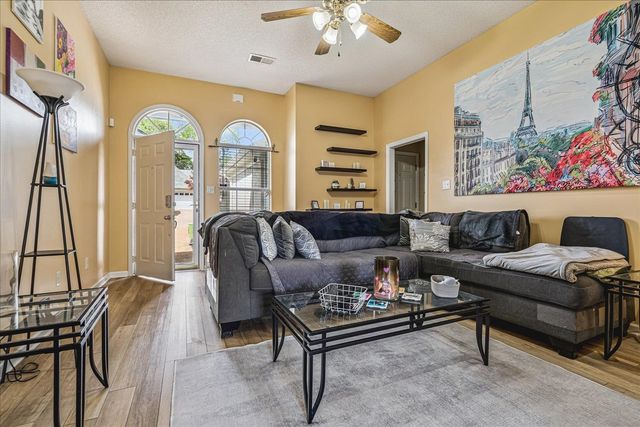 1148 BREEZY VALLEY DR, Cordova, TN 38018