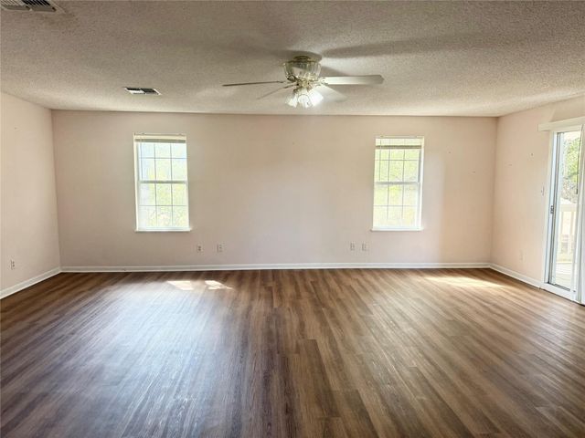 12717 Burson DR, Manchaca, TX 78652