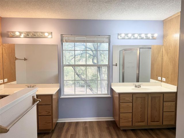 12717 Burson DR, Manchaca, TX 78652