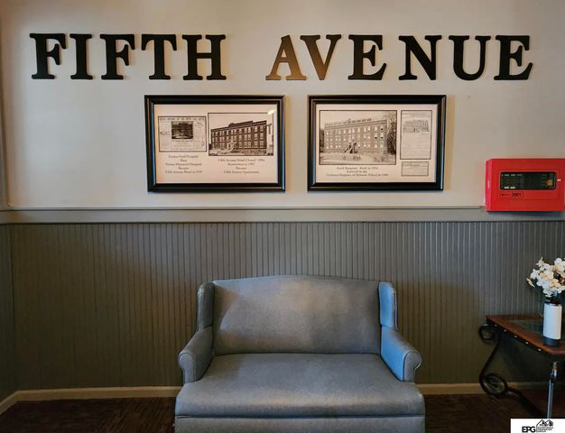 121 S 25th Street, Omaha, NE 68131