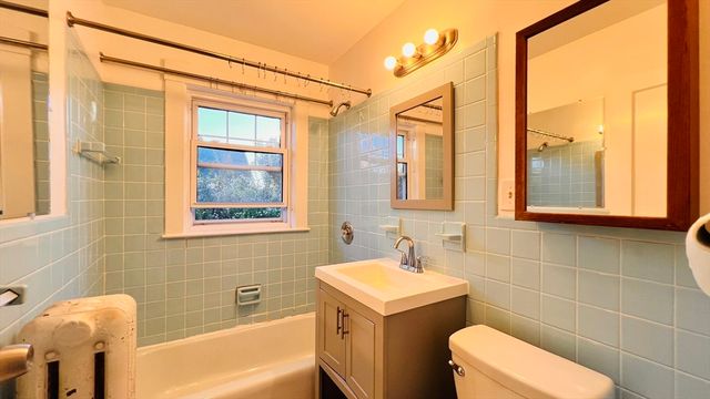 164 E. Elm Avenue 2, Quincy, MA 02170