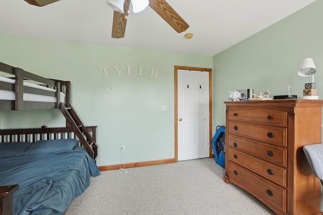 1527 Main Street, Acushnet, MA 02743