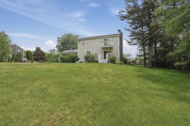 1527 Main Street, Acushnet, MA 02743