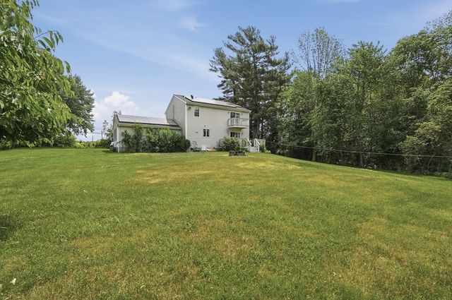 1527 Main Street, Acushnet, MA 02743