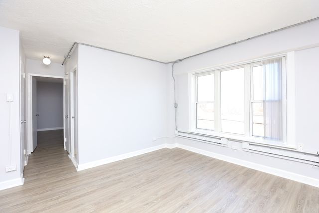 7333 N Ridge Boulevard 501, Chicago, IL 60645