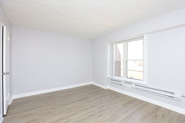 7333 N Ridge Boulevard 501, Chicago, IL 60645