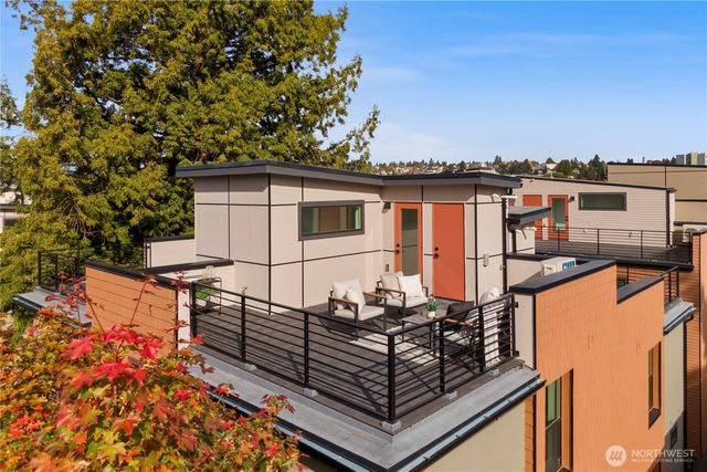 6540 B Latona Avenue NE, Seattle, WA 98115