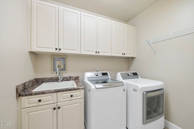 415 Hanson Walk Lane, Apex, NC 27539