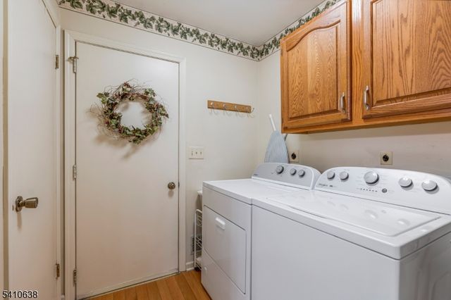 13 Grandview Cir, Raritan Twp., NJ 08822