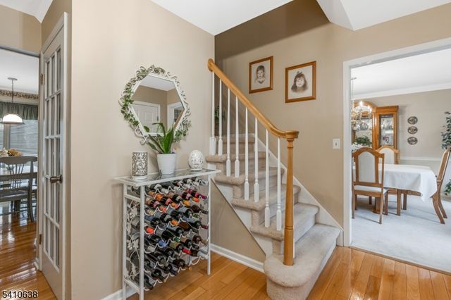 13 Grandview Cir, Raritan Twp., NJ 08822