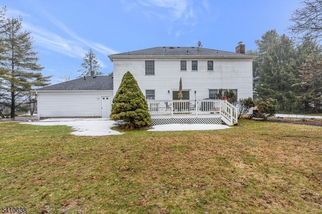 13 Grandview Cir, Raritan Twp., NJ 08822