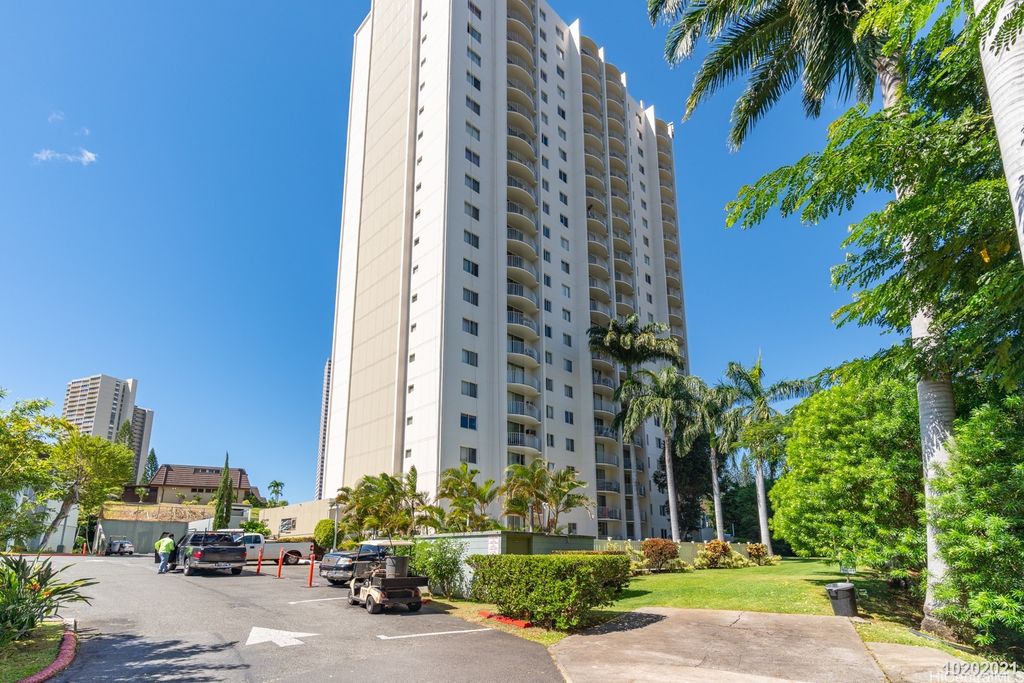 98-1038 Moanalua Road 2201, Aiea, HI 96701
