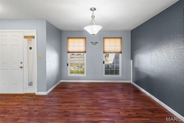 141 Fairway Drive, Maryville, IL 62062