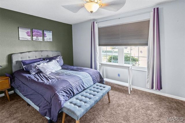 141 Fairway Drive, Maryville, IL 62062