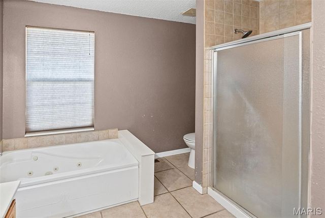 141 Fairway Drive, Maryville, IL 62062