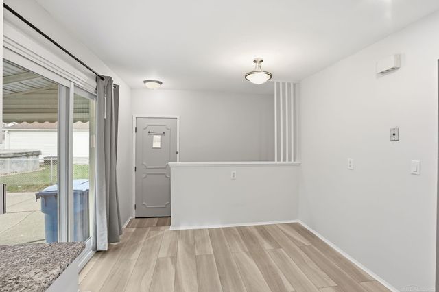 30045 N Iroquois Drive, Warren, MI 48088