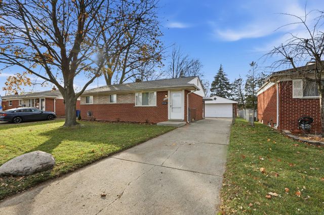 30045 N Iroquois Drive, Warren, MI 48088