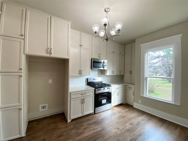 700 W Monterey Street, Denison, TX 75020