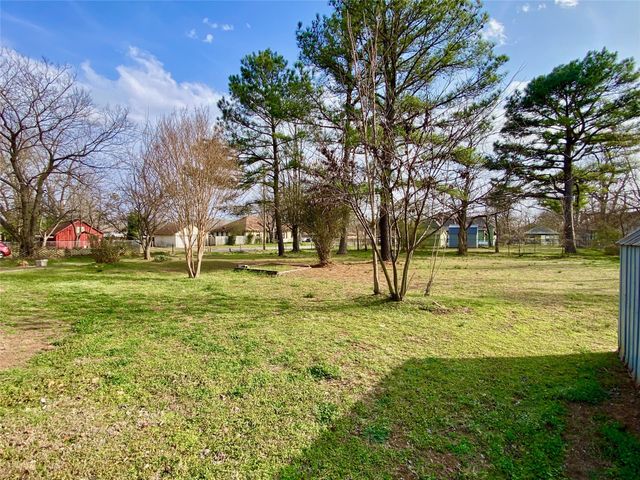 700 W Monterey Street, Denison, TX 75020