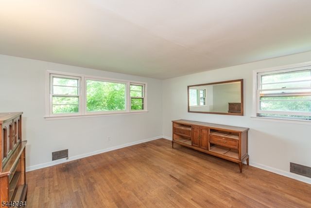 23 Lakeside Ave, Hardyston Twp., NJ 07460