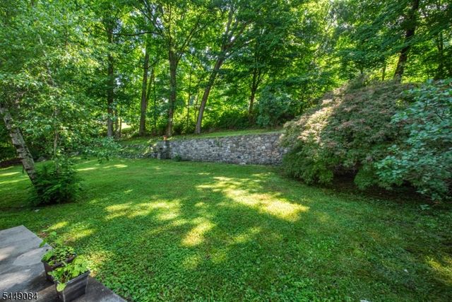 23 Lakeside Ave, Hardyston Twp., NJ 07460