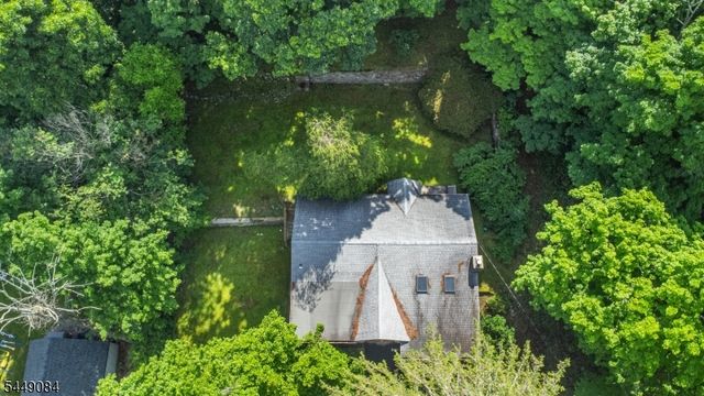 23 Lakeside Ave, Hardyston Twp., NJ 07460