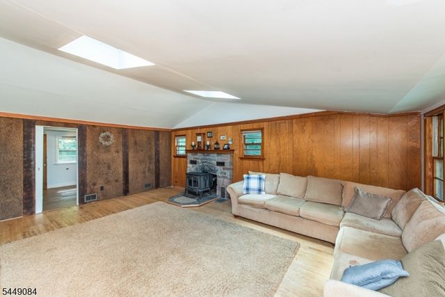 23 Lakeside Ave, Hardyston Twp., NJ 07460