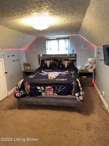 3774 E Blue Lick Rd, Louisville, KY 40229