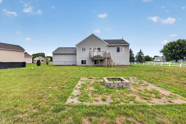 11310 Meadow Wood Circle, Greenville, MI 48838