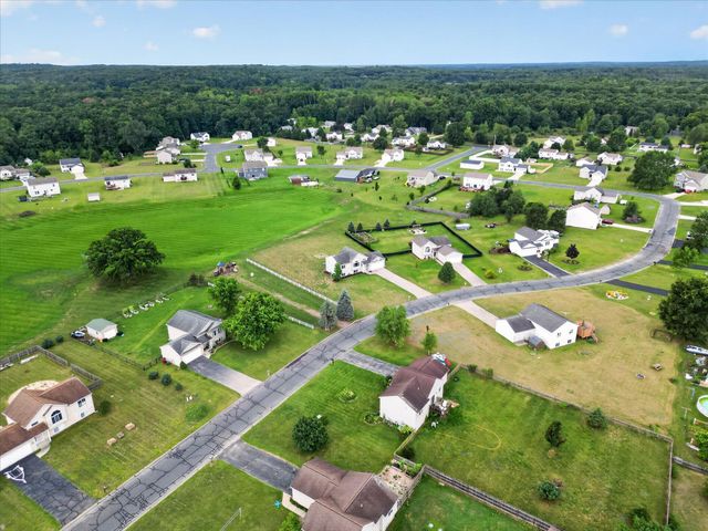 11310 Meadow Wood Circle, Greenville, MI 48838