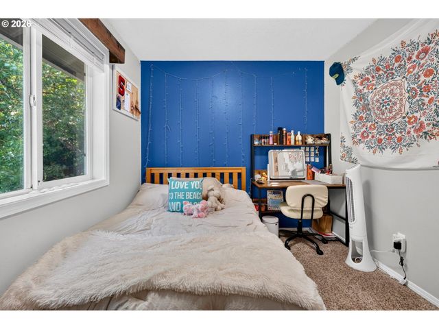 36375 DUBARKO Rd, Sandy, OR 97055
