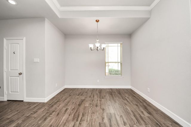 241 Woodhaven Drive, West Columbia, TX 77486