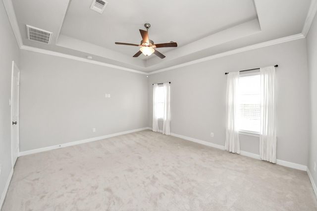 241 Woodhaven Drive, West Columbia, TX 77486