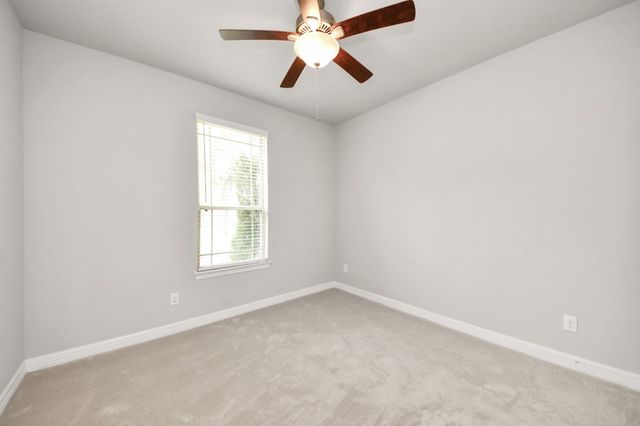 241 Woodhaven Drive, West Columbia, TX 77486