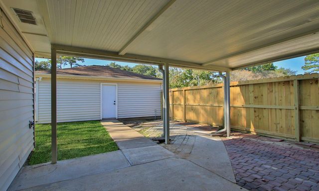 25207 Firewood Lane, Spring, TX 77373